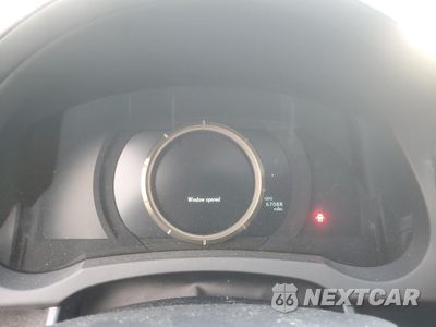 Zdjęcie 9 z 15 samochodu: 2016 LEXUS IS 200T VIN:JTHBA1D2XG5011137 - miniatura