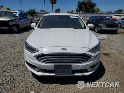 Piąte zdjęcie samochodu w środku: 2018 FORD FUSION SE HYBRID VIN:3FA6P0LU6JR118677 - miniatura