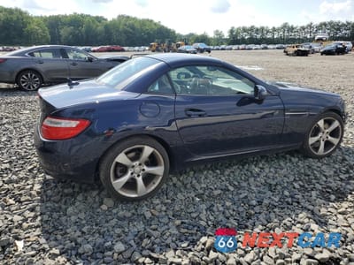 Trzecie zdjęcie samochodu z tyłu: 2014 MERCEDES-BENZ SLK 350 VIN:WDDPK5HA4EF080464 - miniatura