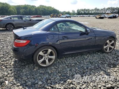 Trzecie zdjęcie samochodu z tyłu: 2014 MERCEDES-BENZ SLK 350 VIN:WDDPK5HA4EF080464 - miniatura