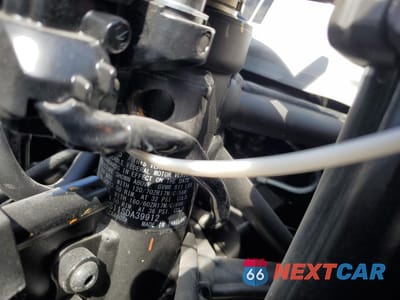 Zdjęcie 9 z 10 samochodu: 2025 KAWASAKI ZX400 S VIN:ML5ZXCS11SDA39912 - miniatura