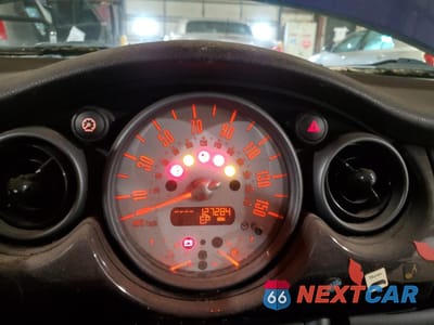 Zdjęcie 9 z 12 samochodu: 2006 MINI COOPER S VIN:WMWRE33586TJ36088 - miniatura