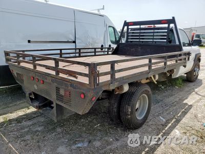 Trzecie zdjęcie samochodu z tyłu: 2006 CHEVROLET SILVERADO C3500 VIN:1GBJC34D46E228450 - miniatura