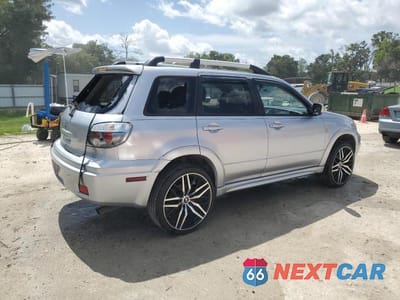 Trzecie zdjęcie samochodu z tyłu: 2005 MITSUBISHI OUTLANDER LIMITED VIN:JA4LX81F55U007062 - miniatura