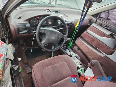 Zdjęcie 8 z 12 samochodu: 1992 HONDA ACCORD EX VIN:1HGCB7672NA232526 - miniatura