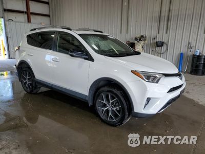 Czwarte zdjęcie samochodu z boku: 2018 TOYOTA RAV4 SE VIN:JTMJFREV6JJ190829 - miniatura