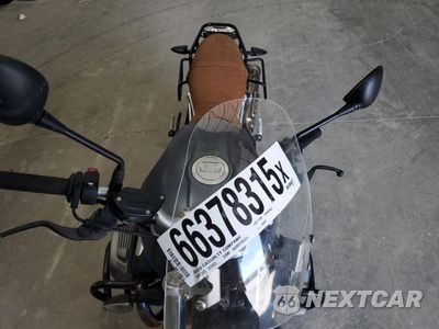 Piąte zdjęcie samochodu w środku: 2019 BMW R NINE T SCRAMBLER VIN:WB10J3300KZ794987 - miniatura
