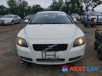 Piąte zdjęcie samochodu w środku: 2010 VOLVO C70 T5 VIN:YV1672MCXAJ094366 - miniatura