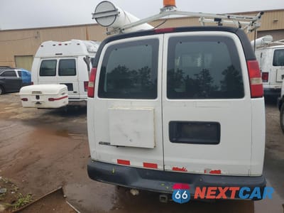 Zdjęcie 6 z 12 samochodu: 2008 CHEVROLET EXPRESS G3500 VIN:1GCHG35K781163213 - miniatura