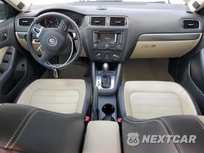Zdjęcie 8 z 12 samochodu: 2013 VOLKSWAGEN JETTA SEL VIN:3VWLP7AJXDM379646 - miniatura