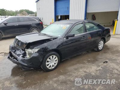 2005 TOYOTA CAMRY LE 4T1BE30K15U422691 - główne zdjęcie licytacji z USA - miniatura