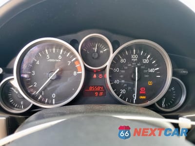 Zdjęcie 9 z 14 samochodu: 2009 MAZDA MX-5 MIATA VIN:JM1NC26F290201142 - miniatura