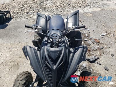 Piąte zdjęcie samochodu w środku: 2024 YAMAHA YFM700 R VIN:5Y4AML6E3RA105868 - miniatura