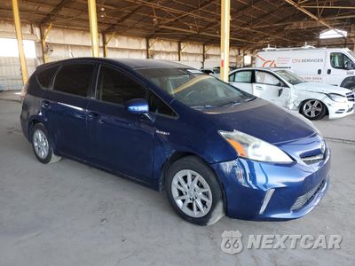 Czwarte zdjęcie samochodu z boku: 2013 TOYOTA PRIUS V VIN:JTDZN3EU9D3204645 - miniatura