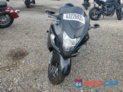 Drugie zdjęcie samochodu z przodu: 2016 SUZUKI GSX1300 RA VIN:JS1GX72B7G2100042 - miniatura