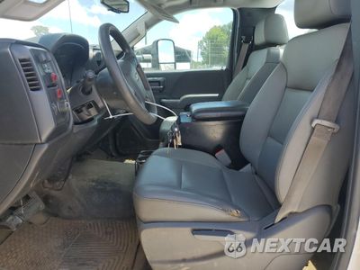 Zdjęcie 7 z 12 samochodu: 2016 CHEVROLET SILVERADO C3500 VIN:1GB3CYCG9GZ276229 - miniatura
