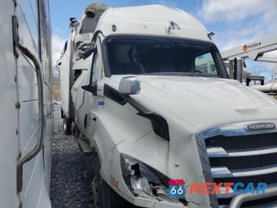 Zdjęcie 9 z 10 samochodu: 2020 FREIGHTLINER CASCADIA 116 VIN:1FVAHNDV6LLKY5942 - miniatura