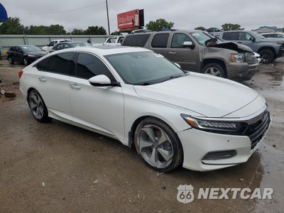 Czwarte zdjęcie samochodu z boku: 2019 HONDA ACCORD TOURING VIN:1HGCV2F93KA017213 - miniatura