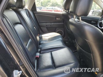 Zdjęcie 10 z 15 samochodu: 2006 MAZDA 3 HATCHBACK VIN:JM1BK344X61466278 - miniatura