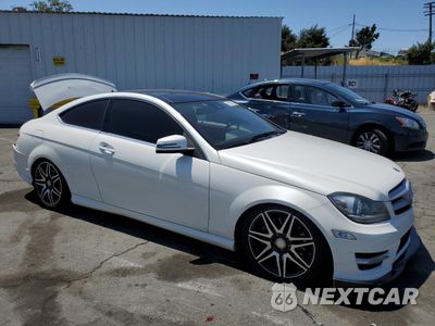 Czwarte zdjęcie samochodu z boku: 2013 MERCEDES-BENZ C 350 VIN:WDDGJ5HB8DF967821 - miniatura