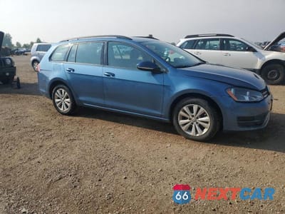 Czwarte zdjęcie samochodu z boku: 2017 VOLKSWAGEN GOLF SPORTWAGEN S VIN:3VW017AU8HM508052 - miniatura