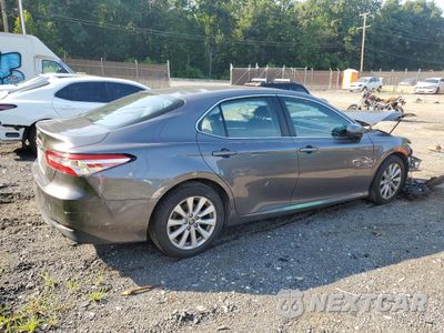 Trzecie zdjęcie samochodu z tyłu: 2018 TOYOTA CAMRY L VIN:4T1B11HK5JU559292 - miniatura