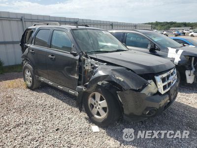 Czwarte zdjęcie samochodu z boku: 2011 FORD ESCAPE XLT VIN:1FMCU0DG0BKB24197 - miniatura