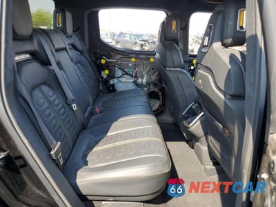 Zdjęcie 10 z 13 samochodu: 2023 RIVIAN R1T ADVENTURE VIN:7FCTGBAA5PN028055 - miniatura