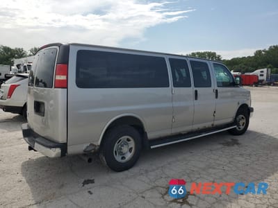 Trzecie zdjęcie samochodu z tyłu: 2007 CHEVROLET EXPRESS G3500 VIN:1GAHG39U971127445 - miniatura