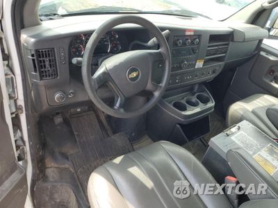 Zdjęcie 8 z 13 samochodu: 2014 CHEVROLET EXPRESS G2500 VIN:1GCWGFCA6E1213565 - miniatura