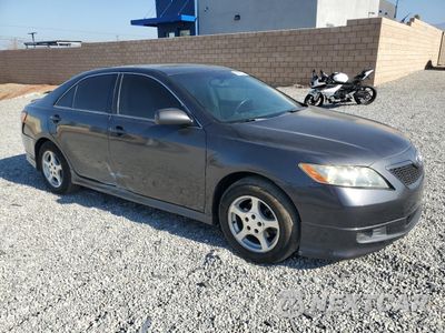 Czwarte zdjęcie samochodu z boku: 2007 TOYOTA CAMRY LE VIN:4T1BK46K27U007517 - miniatura