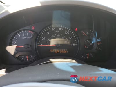 Zdjęcie 9 z 13 samochodu: 2004 NISSAN ARMADA SE VIN:5N1AA08A64N727906 - miniatura
