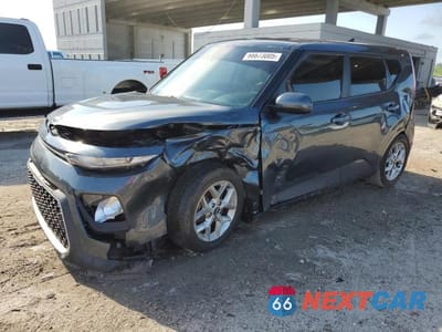 2020 KIA SOUL LX KNDJ23AU9L7104709 - główne zdjęcie licytacji z USA - miniatura