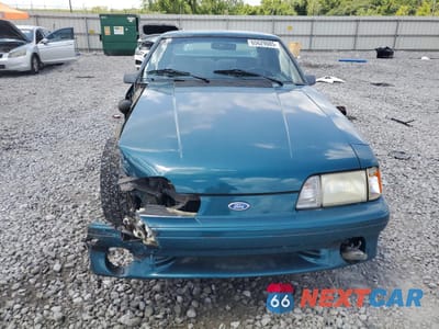 Piąte zdjęcie samochodu w środku: 1993 FORD MUSTANG GT VIN:1FACP42E0PF165990 - miniatura
