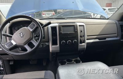 Zdjęcie 9 z 15 samochodu: 2009 DODGE RAM 1500 VIN:1D3HB18T79S777494 - miniatura