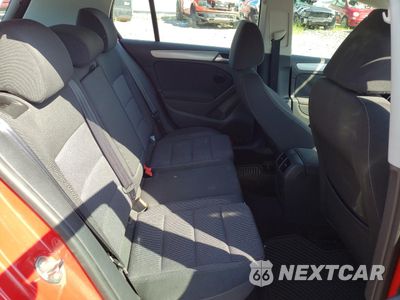 Zdjęcie 10 z 14 samochodu: 2014 VOLKSWAGEN GOLF VIN:WVWDB7AJ9EW011093 - miniatura