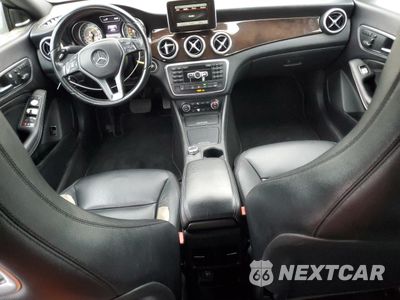 Zdjęcie 8 z 12 samochodu: 2014 MERCEDES-BENZ CLA 250 VIN:WDDSJ4EB4EN150815 - miniatura