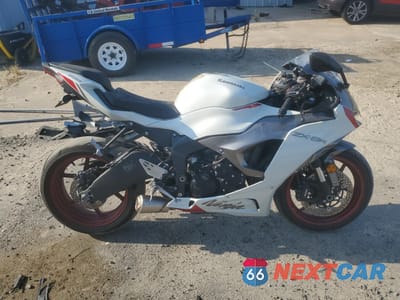 2024 KAWASAKI ZX636 K JKBZXJK19RA003703 - główne zdjęcie licytacji z USA - miniatura