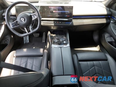 Zdjęcie 8 z 12 samochodu: 2024 BMW 530 I VIN:WBA43FJ04RCR80061 - miniatura