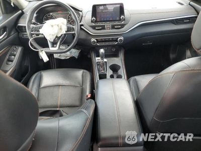 Zdjęcie 8 z 12 samochodu: 2019 NISSAN ALTIMA SR VIN:1N4BL4CVXKC160022 - miniatura