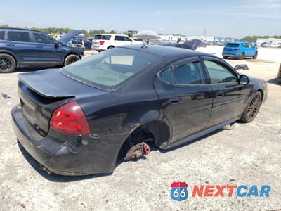 Trzecie zdjęcie samochodu z tyłu: 2004 PONTIAC GRAND PRIX GTP VIN:2G2WR524X41373476 - miniatura