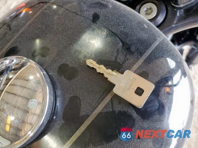 Zdjęcie 8 z 9 samochodu: 2016 HARLEY-DAVIDSON XL1200 CX VIN:1HD1LM325GC441324 - miniatura