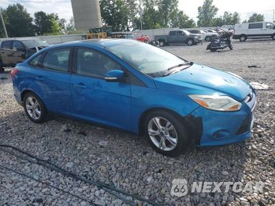 Czwarte zdjęcie samochodu z boku: 2014 FORD FOCUS SE VIN:1FADP3F24EL140281 - miniatura