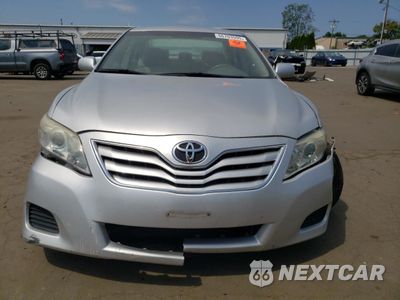 Piąte zdjęcie samochodu w środku: 2011 TOYOTA CAMRY BASE VIN:4T1BF3EKXBU648195 - miniatura