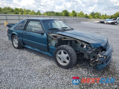 Czwarte zdjęcie samochodu z boku: 1993 FORD MUSTANG GT VIN:1FACP42E0PF165990 - miniatura