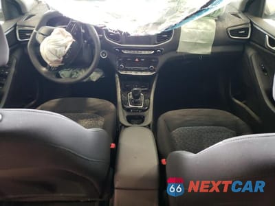 Zdjęcie 8 z 12 samochodu: 2019 HYUNDAI IONIQ BLUE VIN:KMHC65LC3KU158953 - miniatura
