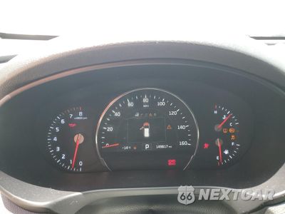 Zdjęcie 9 z 14 samochodu: 2016 KIA SORENTO SX VIN:5XYPKDA59GG128946 - miniatura