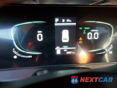 Zdjęcie 9 z 13 samochodu: 2023 KIA SPORTAGE X LINE VIN:KNDPYDAH2P7067266 - miniatura