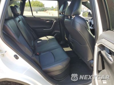 Zdjęcie 11 z 16 samochodu: 2020 TOYOTA RAV4 XSE VIN:2T3EWRFV0LW064731 - miniatura