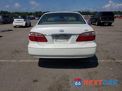 Zdjęcie 6 z 12 samochodu: 2000 INFINITI I30 VIN:JNKCA31A6YT205897 - miniatura